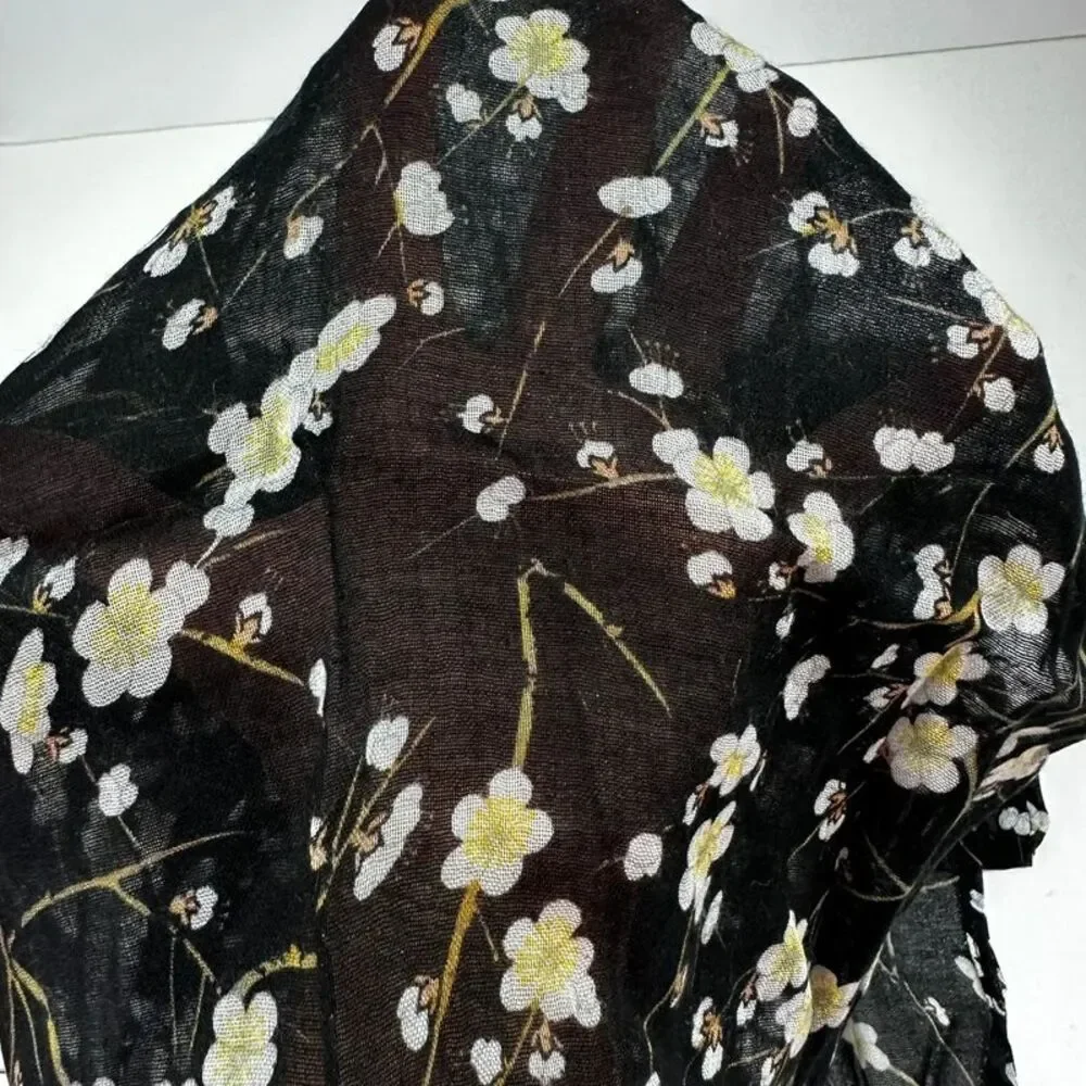 Onam Lightweight Floral Scarf Black & White Scarf Fringe Edges